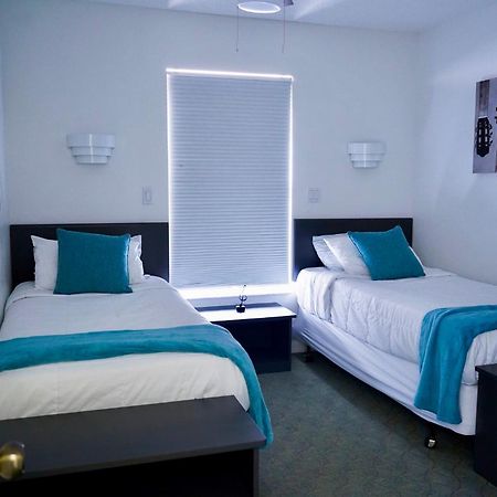 Enchanting Escape 3 Bedroom Minutes From Disney! Kissimmee Zewnętrze zdjęcie