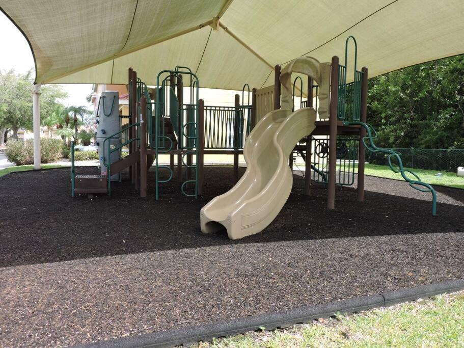 Enchanting Escape 3 Bedroom Minutes From Disney! Kissimmee Zewnętrze zdjęcie